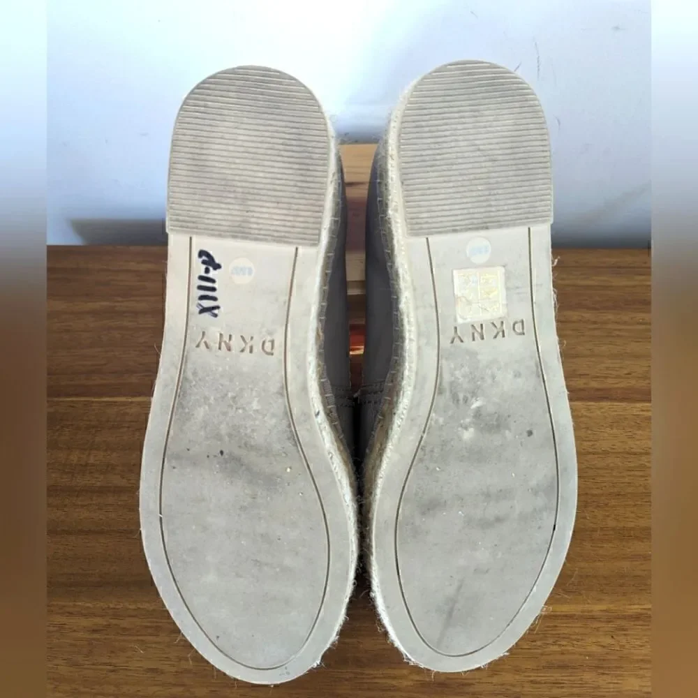 DKNY Leather Coastal Minimalist Preppy Neutral Chic Capsule Espadrille  6 ½